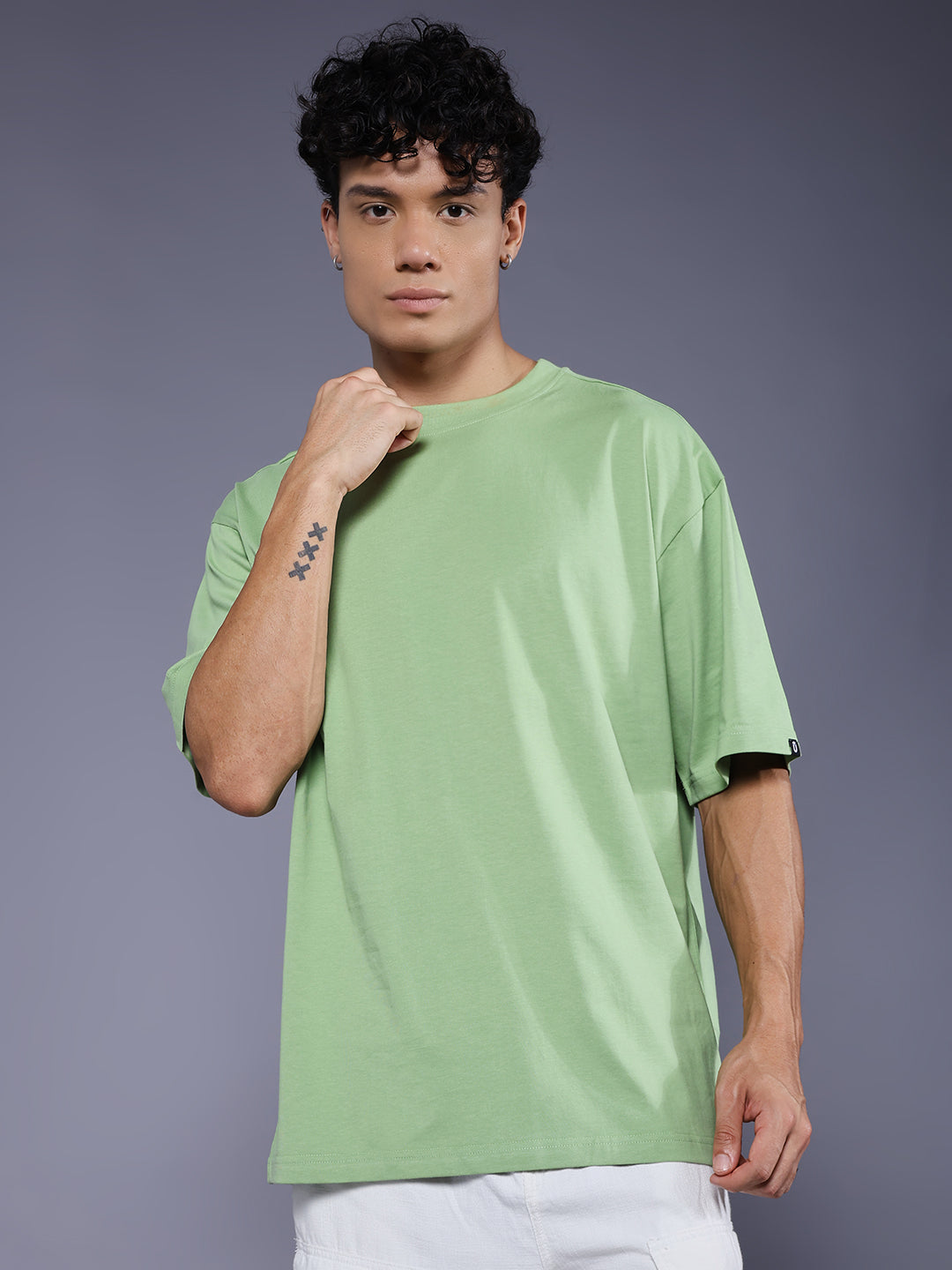 Solid Men Oversized T-Shirt - Pista Green
