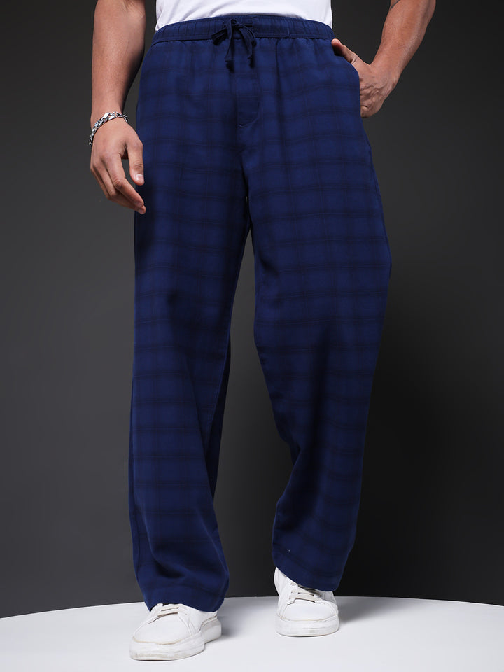 Men chequered lounge pants