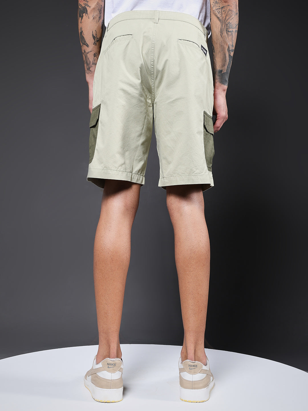 Men's Cotton Utility Cargo Shorts with Multi-Pockets – Olive Green