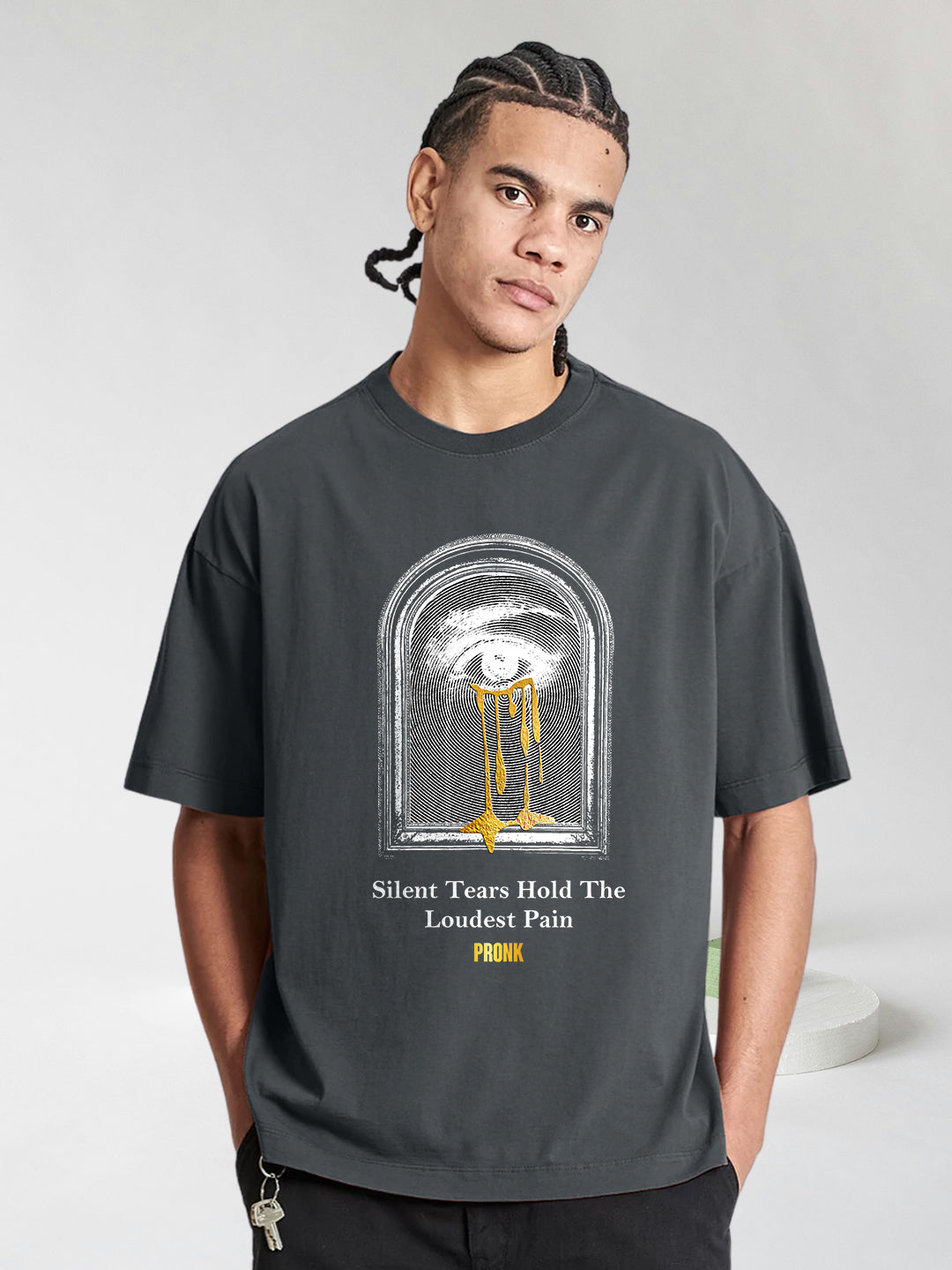 SILENT TEARS Men Printed Oversized T-Shirt