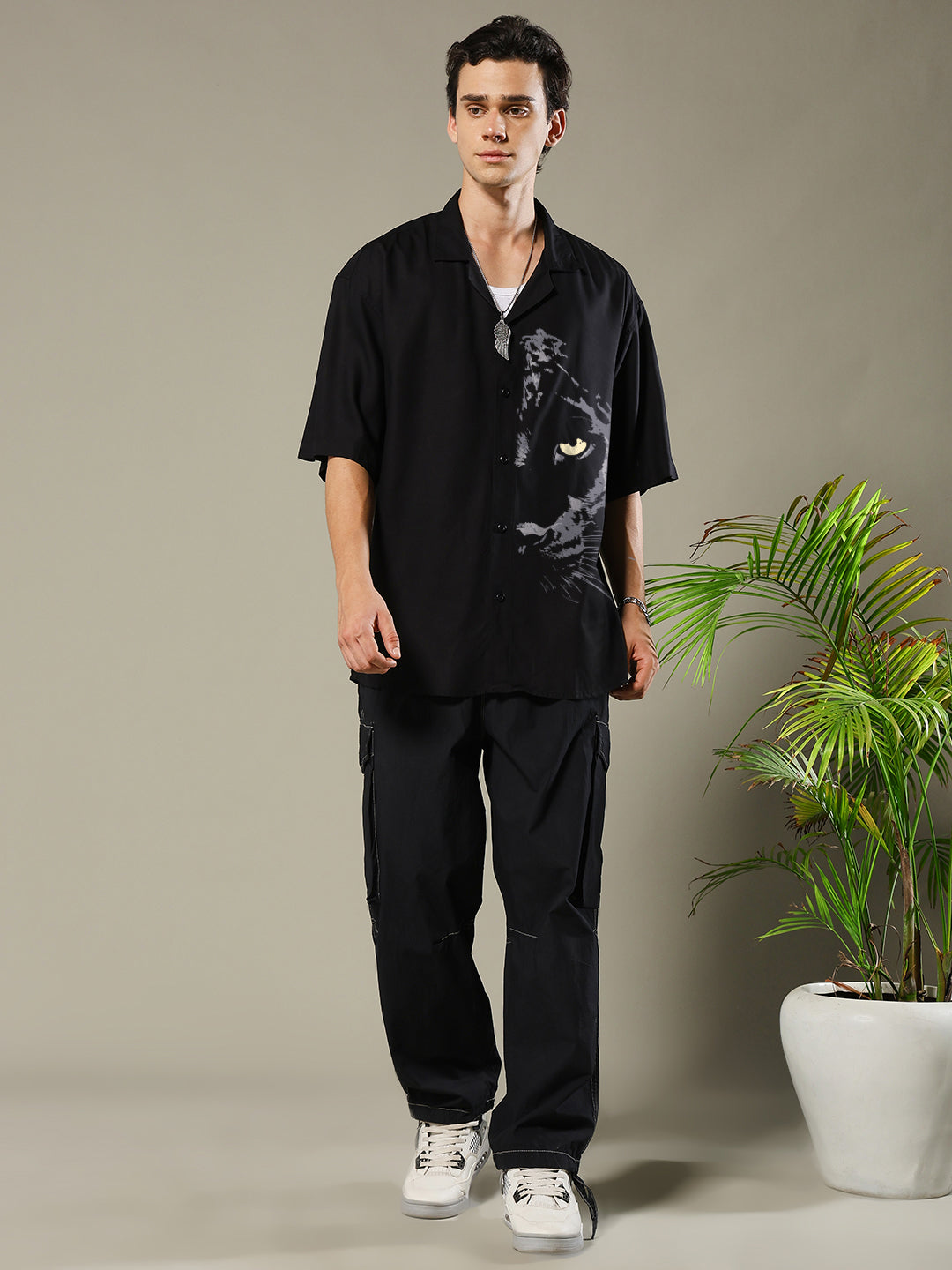 SHADOW ROAR  Mens Fluidic Oversized Shirt